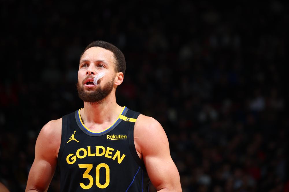 他通过各种 他通过各种